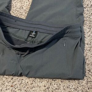 Womens Gray Pants size Medium